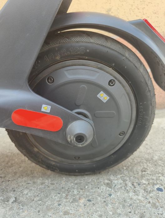 Trotineta electrica xiaomi 4 lite gen 2