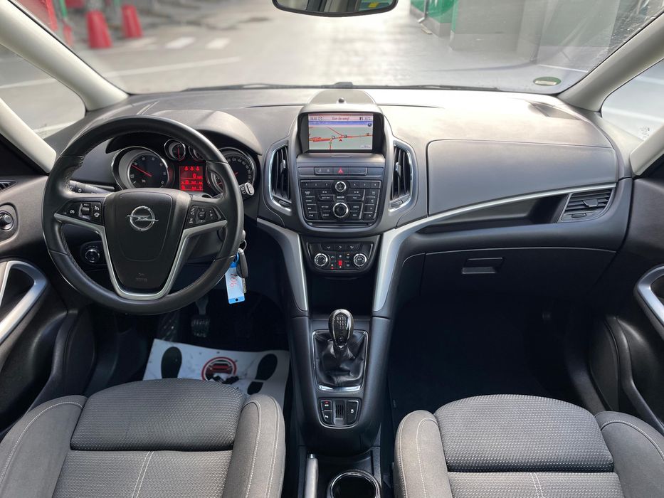 Opel Zafira Tourer 1.6CDTI 136CP/NAVI/BRAUN/2014/GARANTIE/Rate