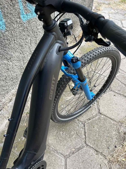 Електрически велосипед  GIANT  27.5 цола