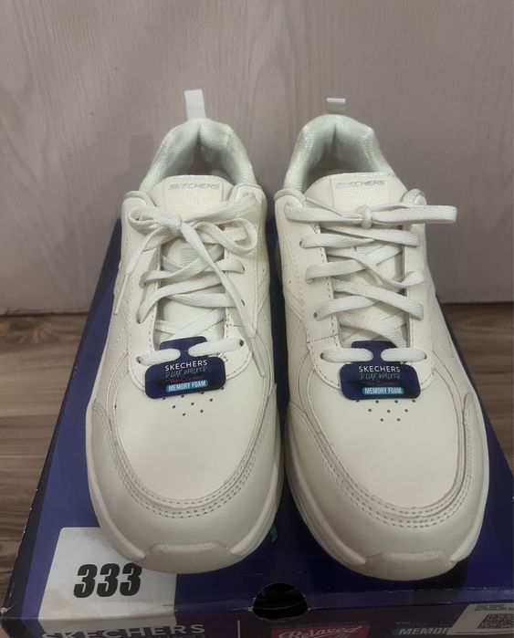 Спортивные кроссовки Skechers