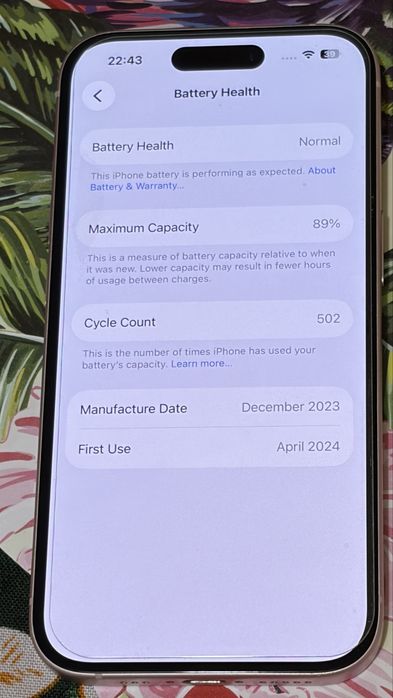 Продавам Iphone 15 розов 256 GB