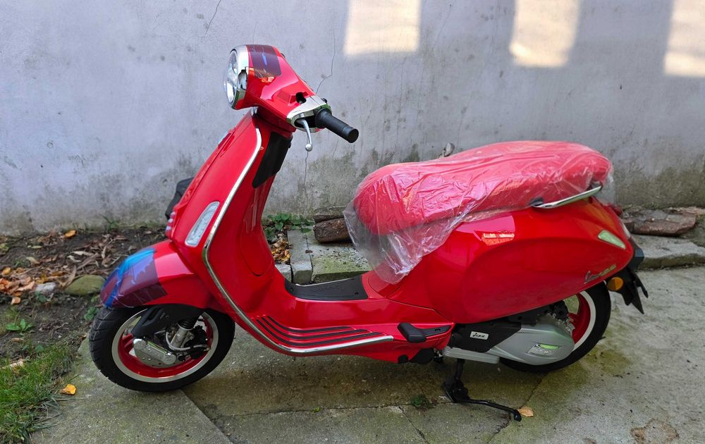 Vespa Primavera 125  2025 , NOU - 0 km, euro 5+, editie RED