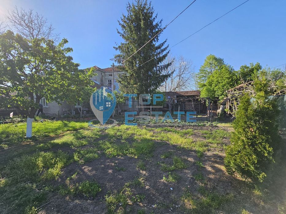 Продава се Къща в с. Козаревец, Област Велико Търново - 220 кв.м за 137 €/кв.м - Снимка #5