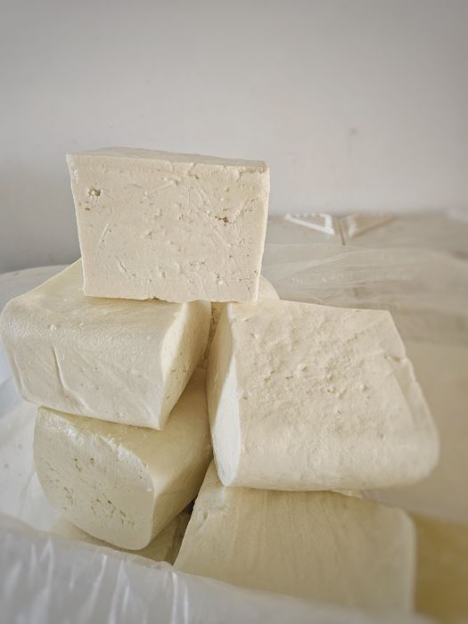 Telemea maturată din lapte de oaie