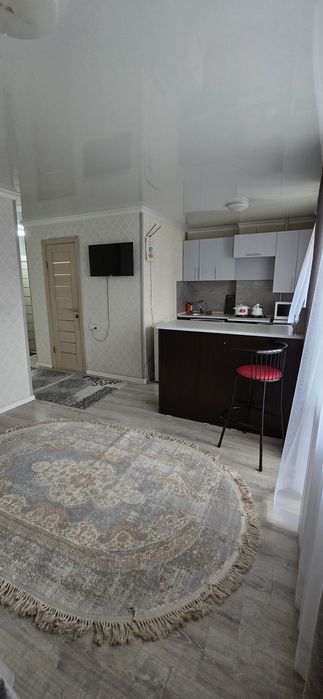 Посуточно в центре, в районе Марта!!!