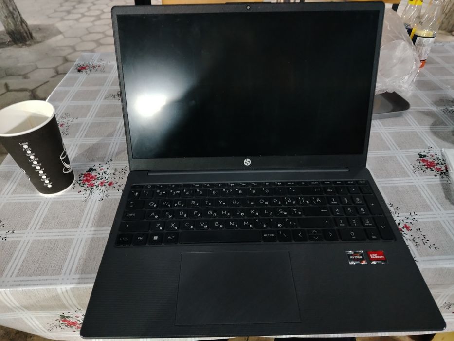 sotiladi hp noutbook