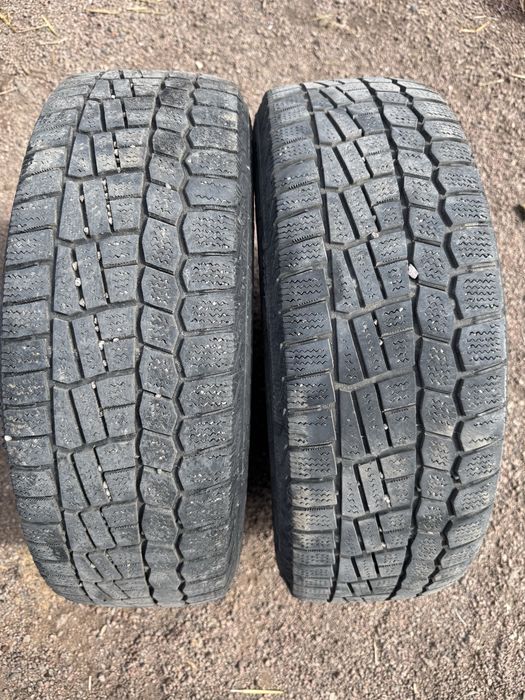 Продам комплект резины