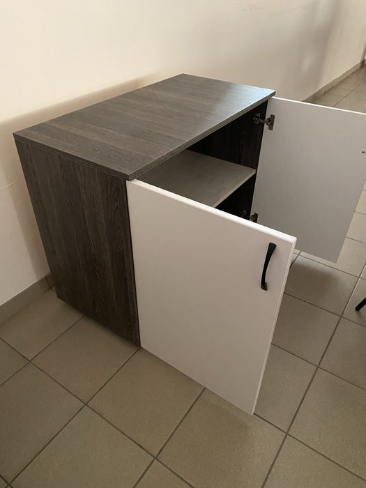 Comoda cu 2 usi din mdf