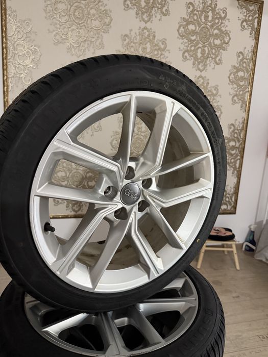 Jante r18 AUDI 100% originale +anvelope  noi M+S 245/40/r18(DOT2025)