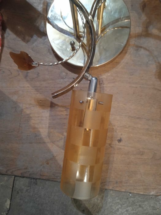 Люстра трехрожковая