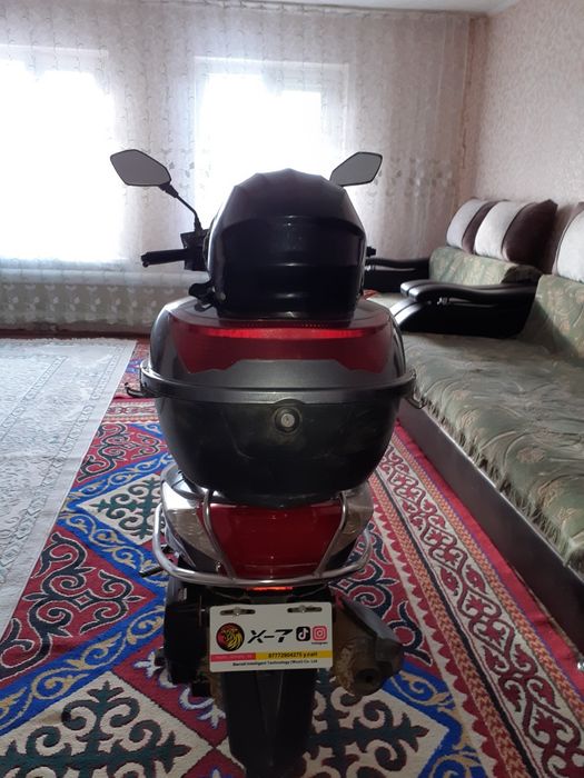 Продам скутер хорошом состояние.