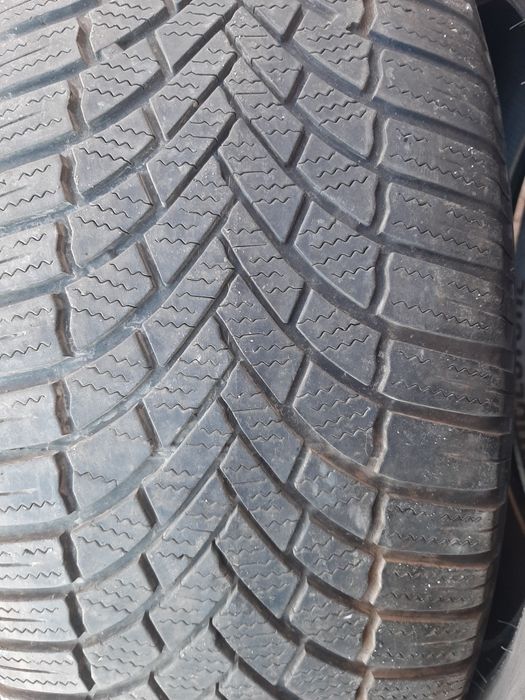 Продам шины. 235/55/20 бриджестон