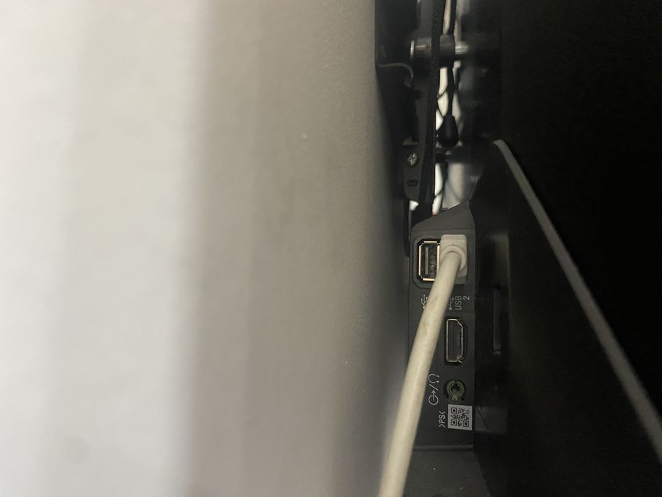 Продается smart телевизор Sony Bravia