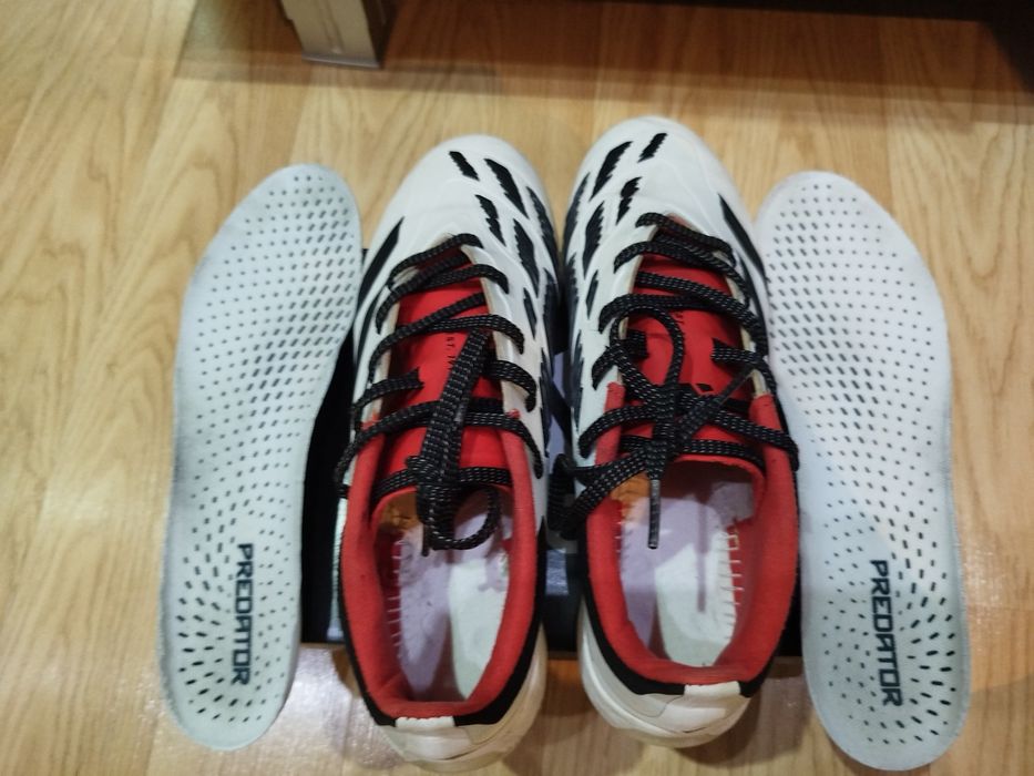 Adidas Predator белые
