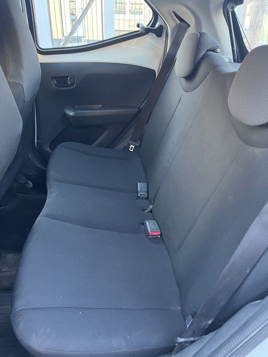 Toyota Aygo pe benzina