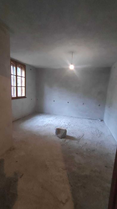 Продава се Къща в с. Синаговци, Област Видин - 462 кв.м за 184 €/кв.м - Снимка #7