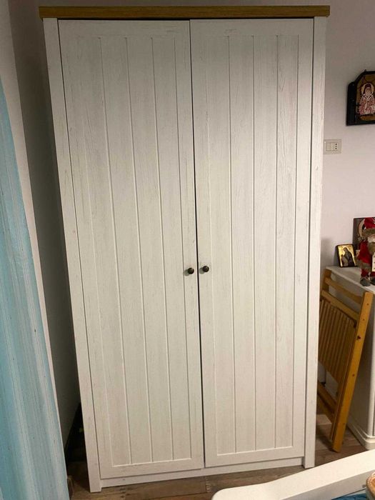 Vand dulap lemn masiv JYSK