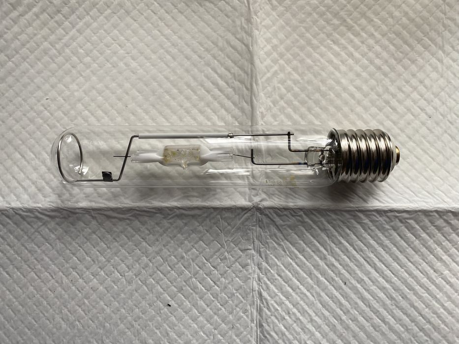 Bec cu halogenura metalica 250W  21250 lumen