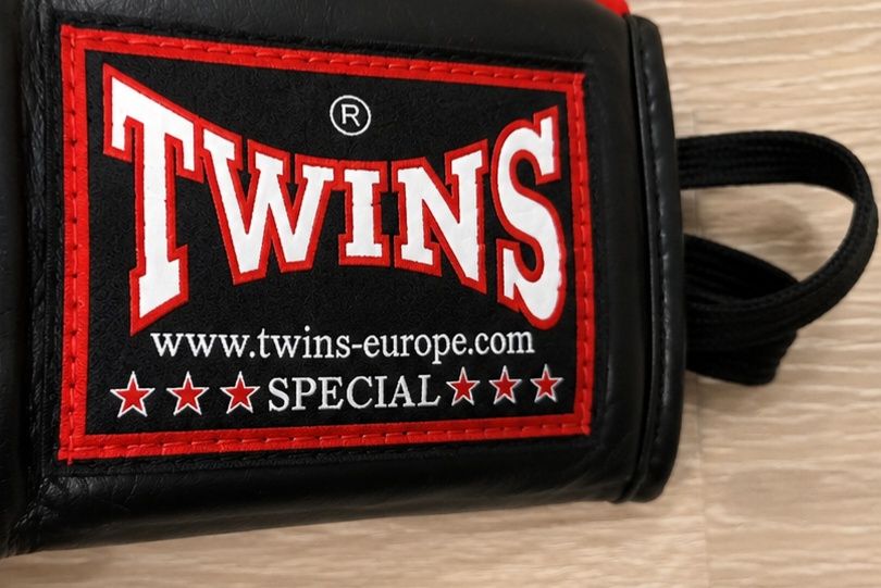 Manusi box Twins special