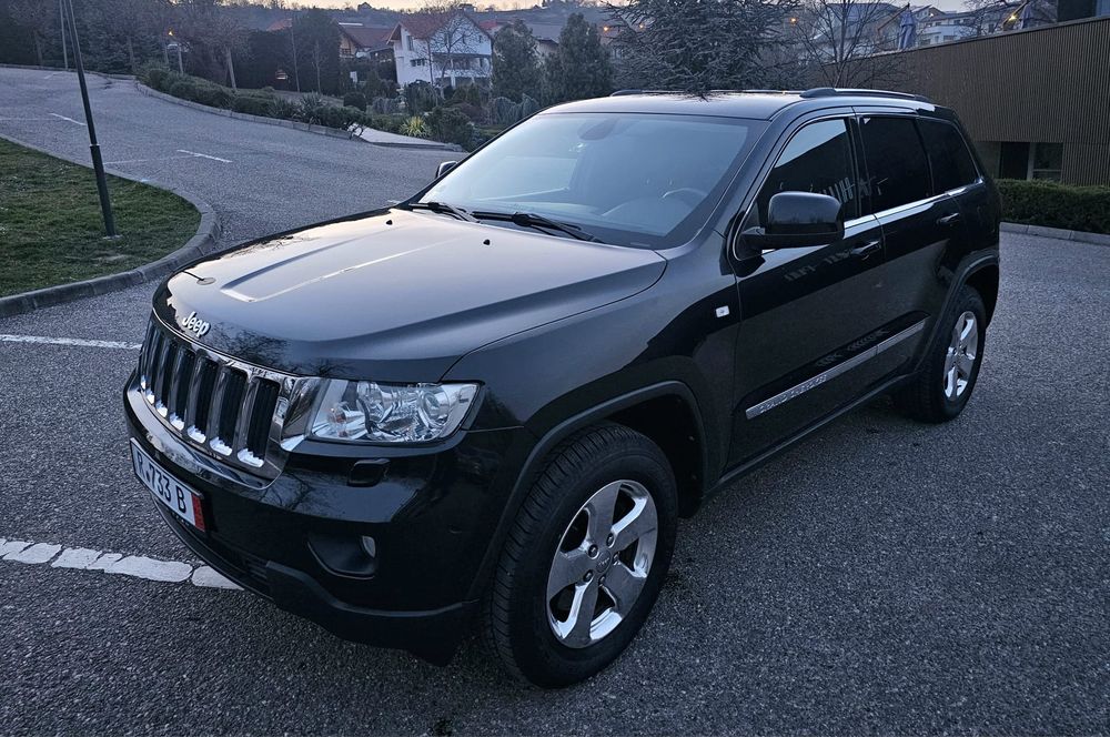 Jeep Grand Cherokee 3.0tdi  4×4/Automat/Navigație/Bixenon/Variante +-