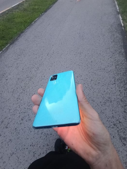 Самсунг а51 срочно