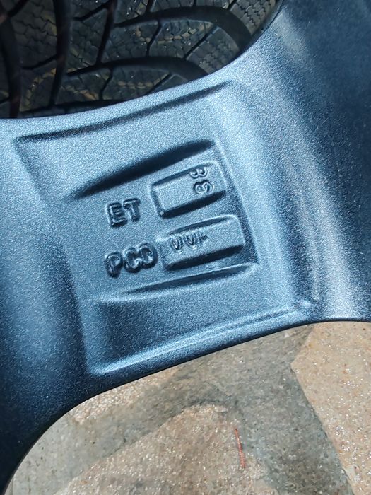 Vw Polo, Skoda Fabia, Audi A1 185/60/15