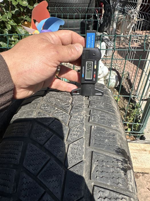 3 anvelope iarna Continental 205/60 r16