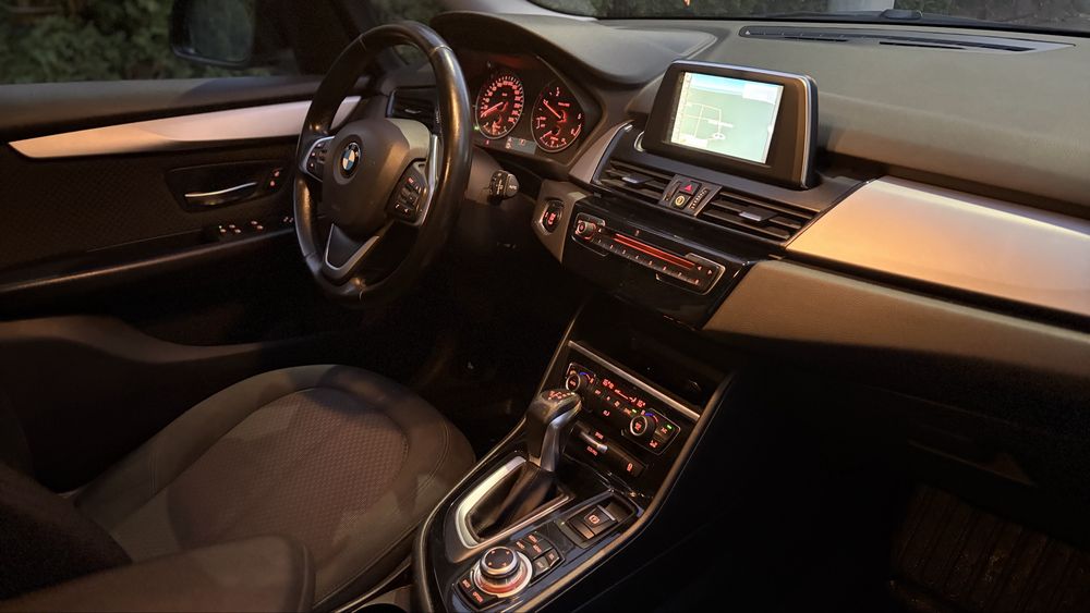 BMW Seria 2 216 D - Active Tourer - Automat