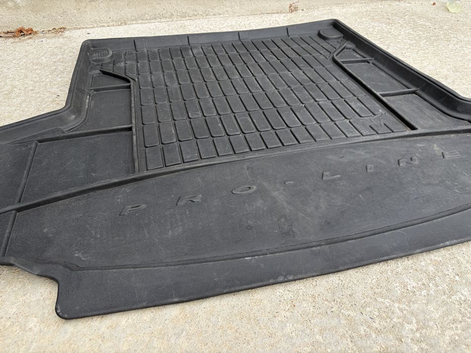 Стелка за багажник Opel Insignia B