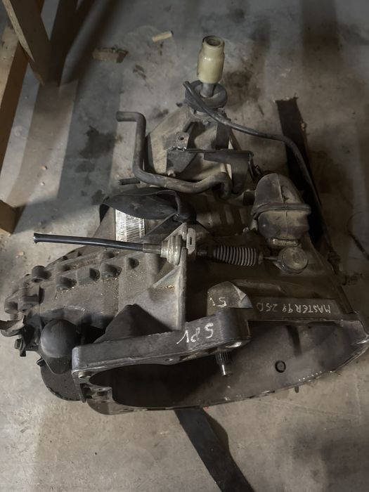 Скоростна кути Мастер Мовано 2.5 5 скорости / 2,5 master movano trafic