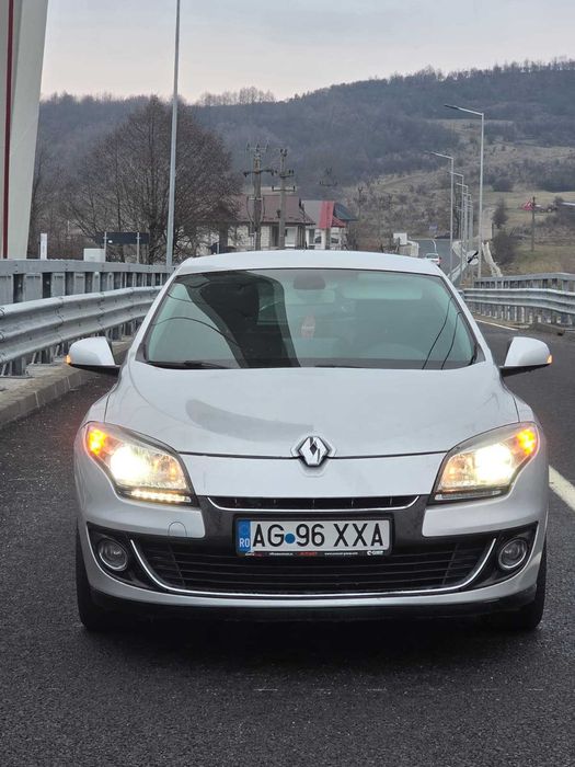 Renault Megane 3 hatchback 1.5dci 110CP