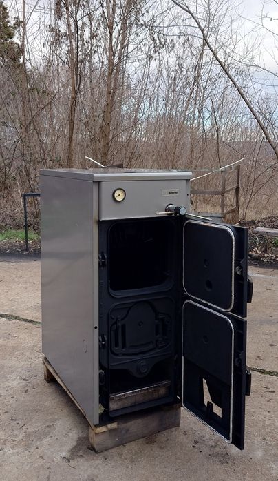 Чугунен котел на твърдо гориво Симе/ Sime Solida 8 40 kW