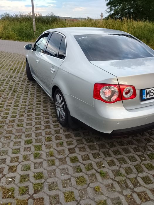 VOLKSWAGEN Jetta 2006 — imagine 5