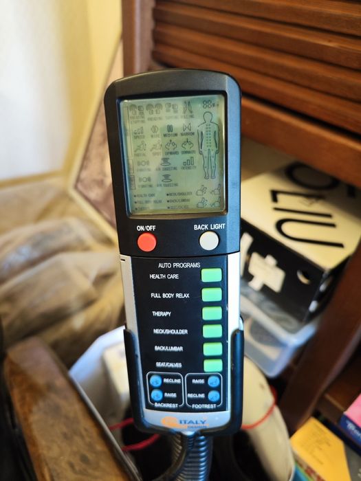 Массажное кресло