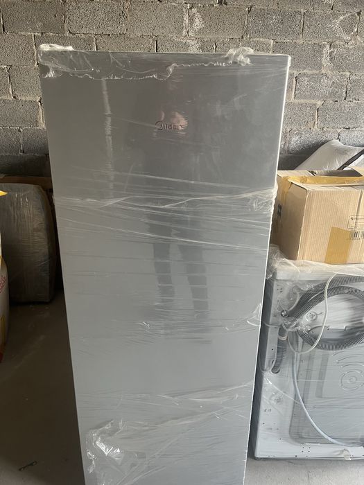 Морозильник Midea