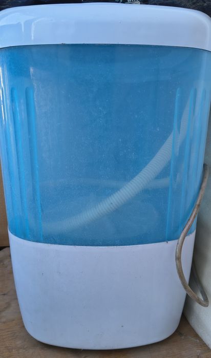 Малка преносима пералня