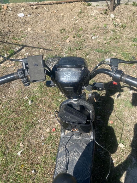 Электро скутер 8