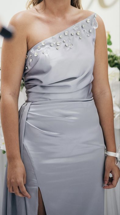 Рокля за бал, специално събитие