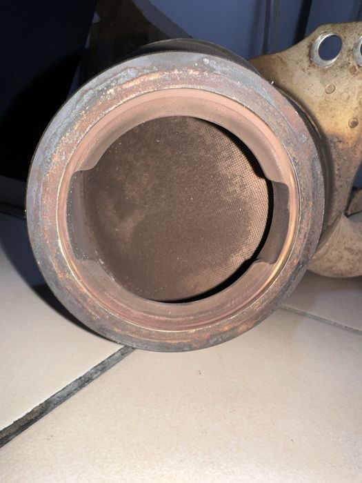 Продаётся катализатор и глушитель