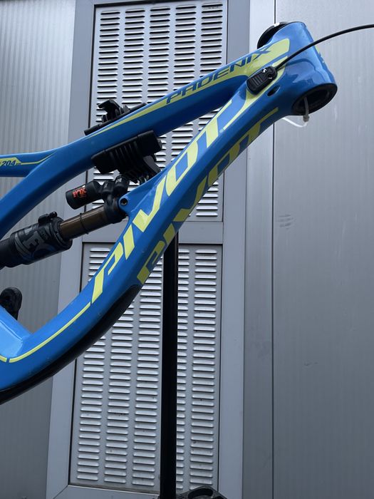 Pivot Phoenix Frame-set