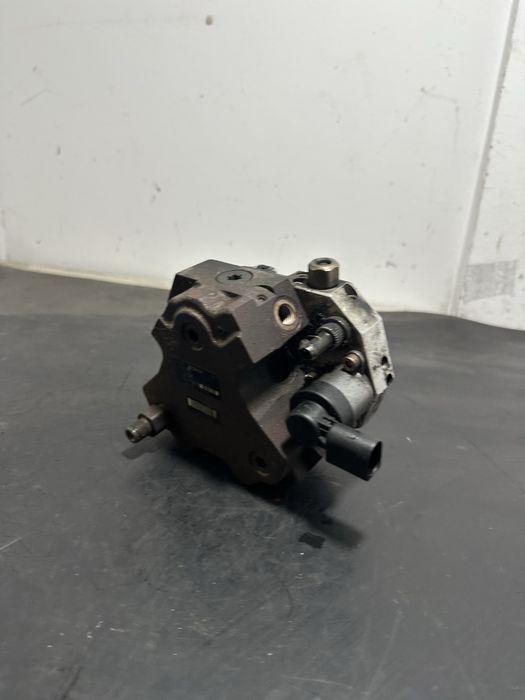 Pompa inalta presiune BMW Seria 1 E87 2.0 diesel 120d 118d 7788670