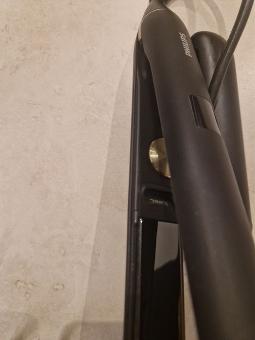 Преса за коса Philips HPS930