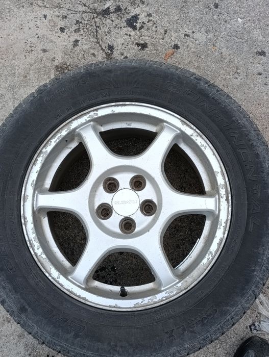 Диски с резиной.