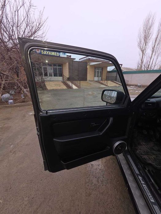 Mashin satiladi Niva