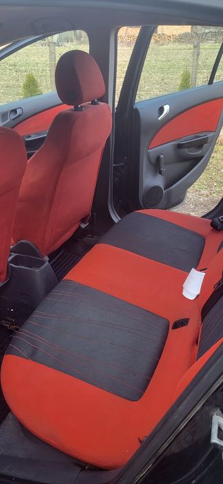 Opel corsa d  pe mașină a fost schimbata și distribuția