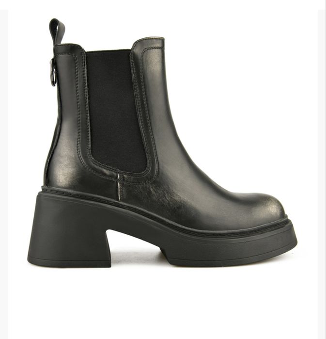 Черни дамски боти