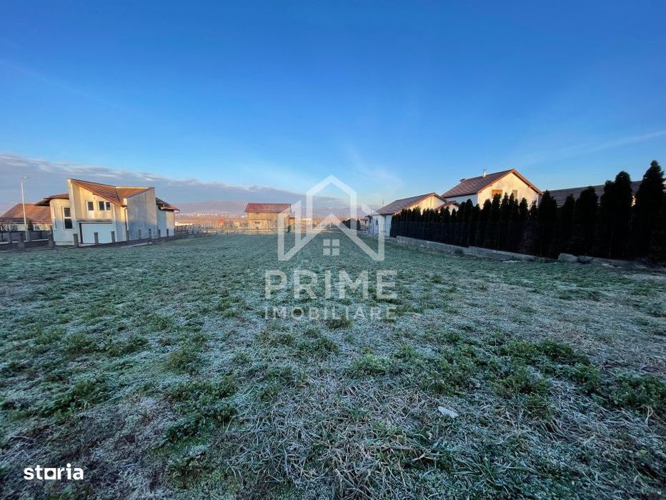 Teren intravilan de vanzare | 930mp | Ciugud