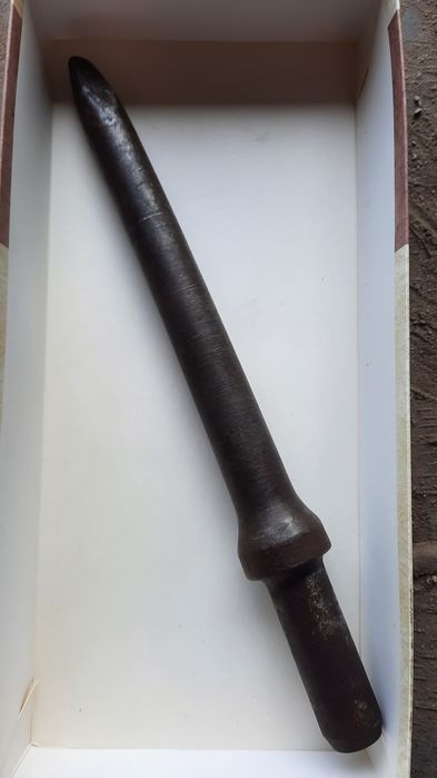 Резцы токарные .