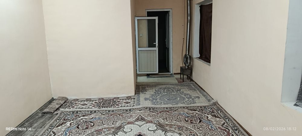 Ijaraga kvartira bor 1xona Hazora Harbiy Gorodokni oldi Tel.16:00 dan