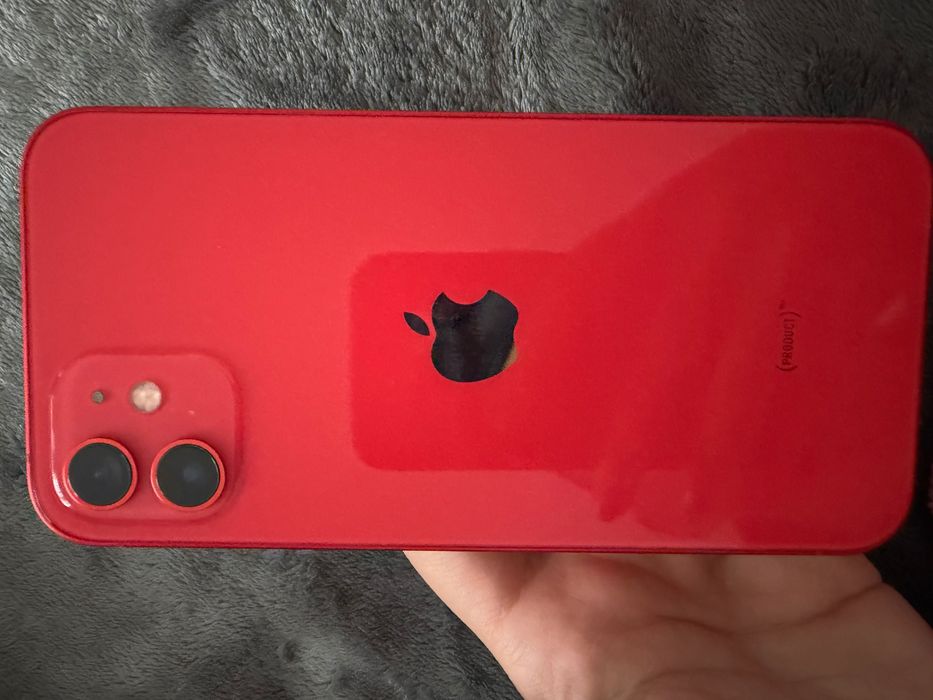 Telefon Iphone 12 rosu